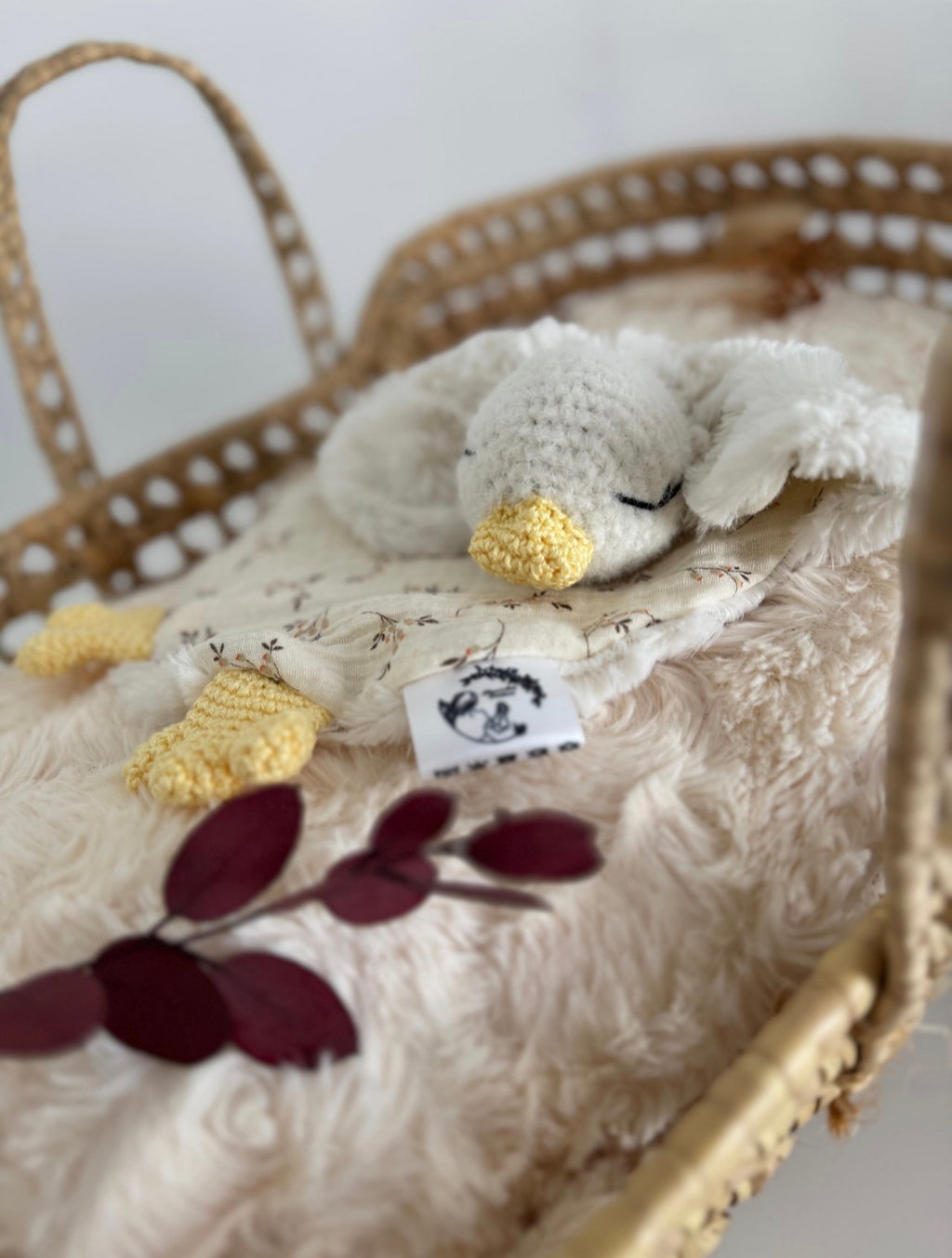 Doudou poussin bébé en coton – Peluche artisanale douce pour nouveau-né