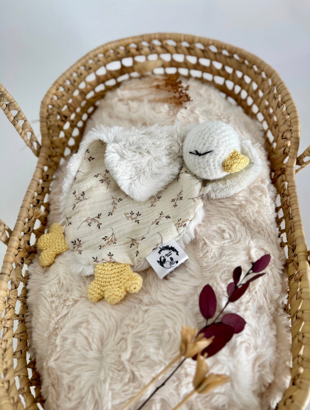 Doudou poussin bébé en coton – Peluche artisanale douce pour nouveau-né