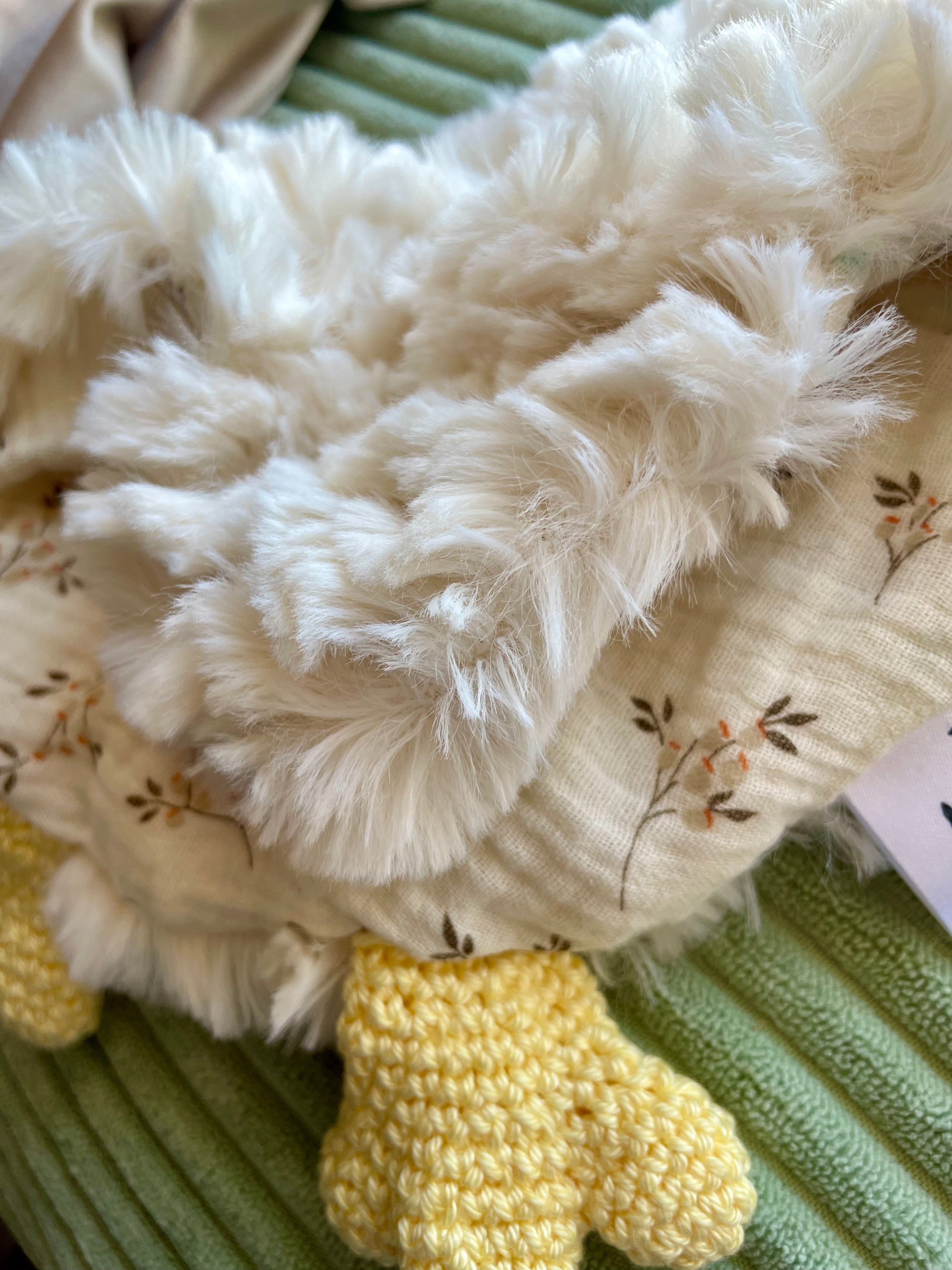 Doudou poussin bébé en coton – Peluche artisanale douce pour nouveau-né
