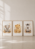 Affiches chambre bébé Safari – Collection Câlins de la Savane – Lion, Zèbre et Éléphant